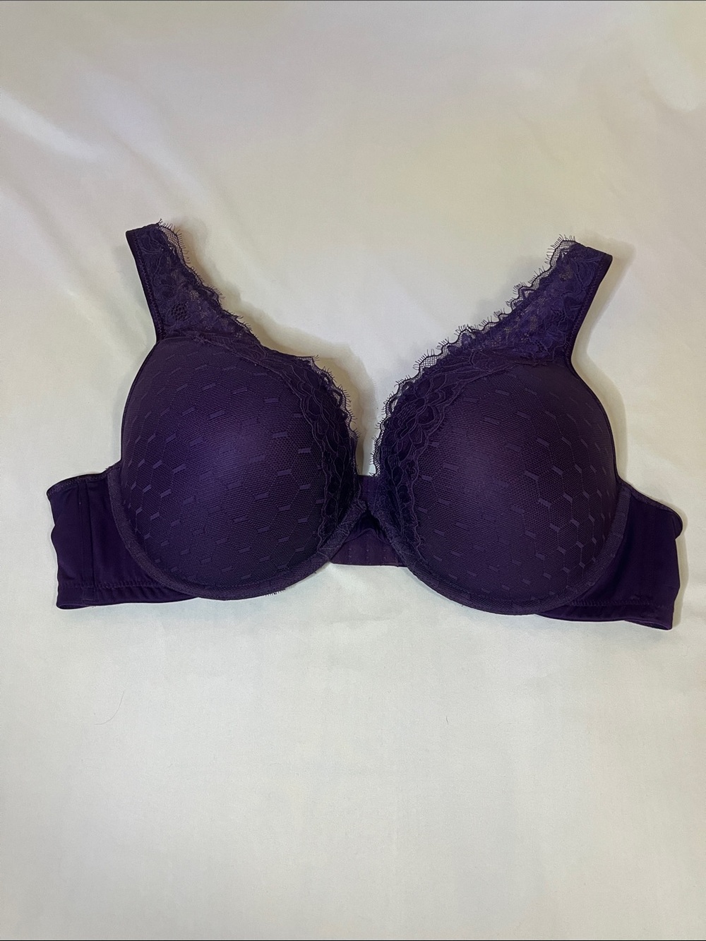 Cacique 44D Boost Plunge Lace-Trim Bra in Deep Plum